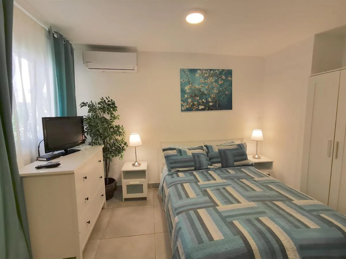 Beach Studio 4 People - Bbq, Wifi, Beach Amenities, Pickup From Airport, Kitchenette - Playa Los Corales Apartment Punta Cana